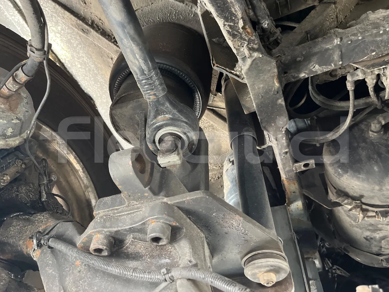 Setra S 417 S417 HDH/ Euro 4 - 350 Kw - 13,85 Mt - axel 3 shock absorbers 1 left