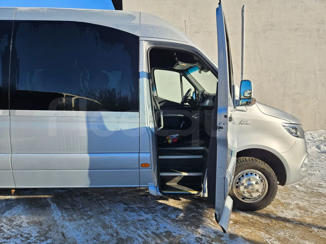 Mercedes-Benz Sprinter 906BB55 - Euro6 - 140kW - 7.765mt - front door 1 open