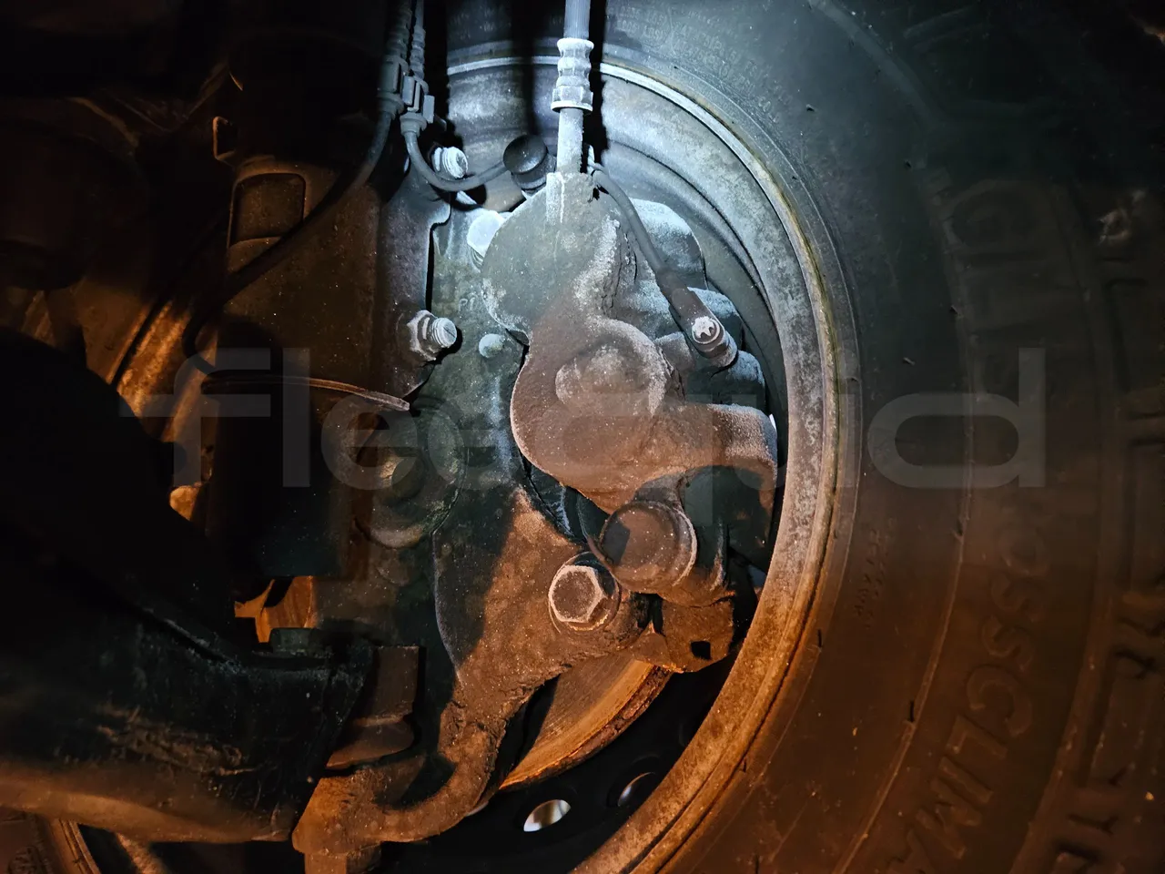 Mercedes-Benz Sprinter 906BB55 - Euro6 - 140kW - 7.765mt - front brake calipers right