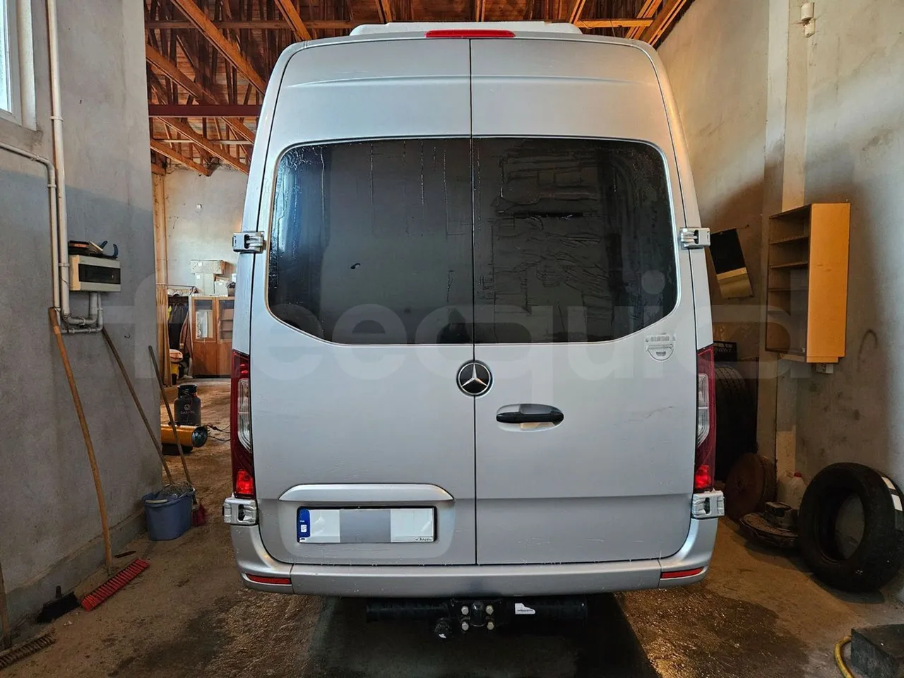 Mercedes-Benz Sprinter 906BB55 - Euro6 - 140kW - 7.765mt - rear hatch closed