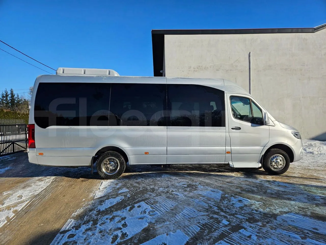 Mercedes-Benz Sprinter 906BB55 - Euro6 - 140kW - 7.765mt - right side doors closed