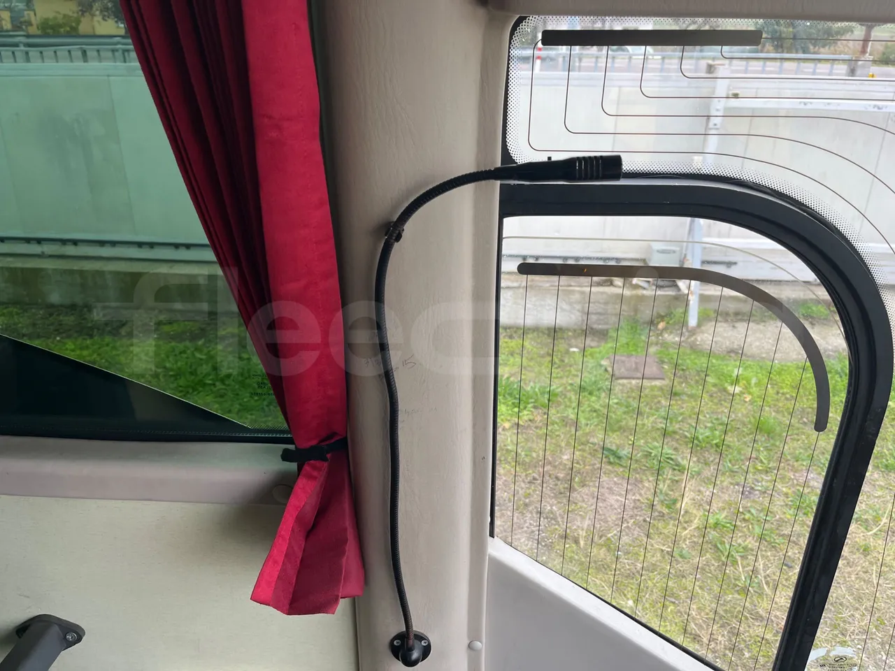 King Long XMQ6900 XMQ6900-3 - Euro5 - 178kW - 8.995mt - driver microphone accessories photo