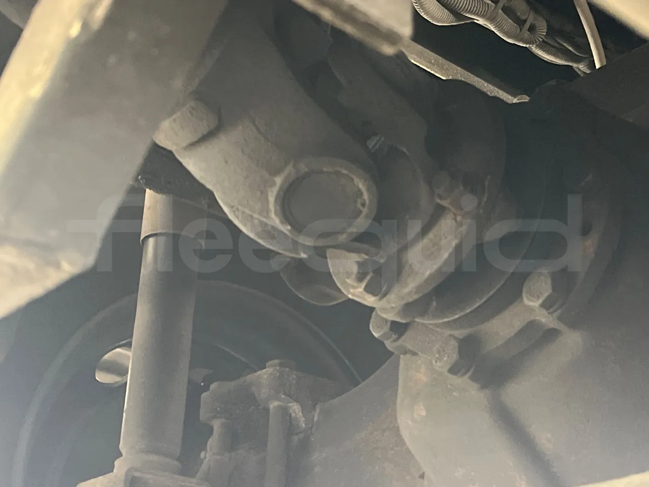 King Long XMQ6900 XMQ6900-3 - Euro5 - 178kW - 8.995mt - driveshaft photo