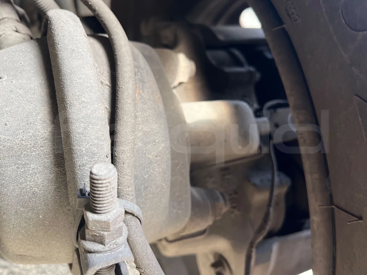 King Long XMQ6900 XMQ6900-3 - Euro5 - 178kW - 8.995mt - front brake calipers left