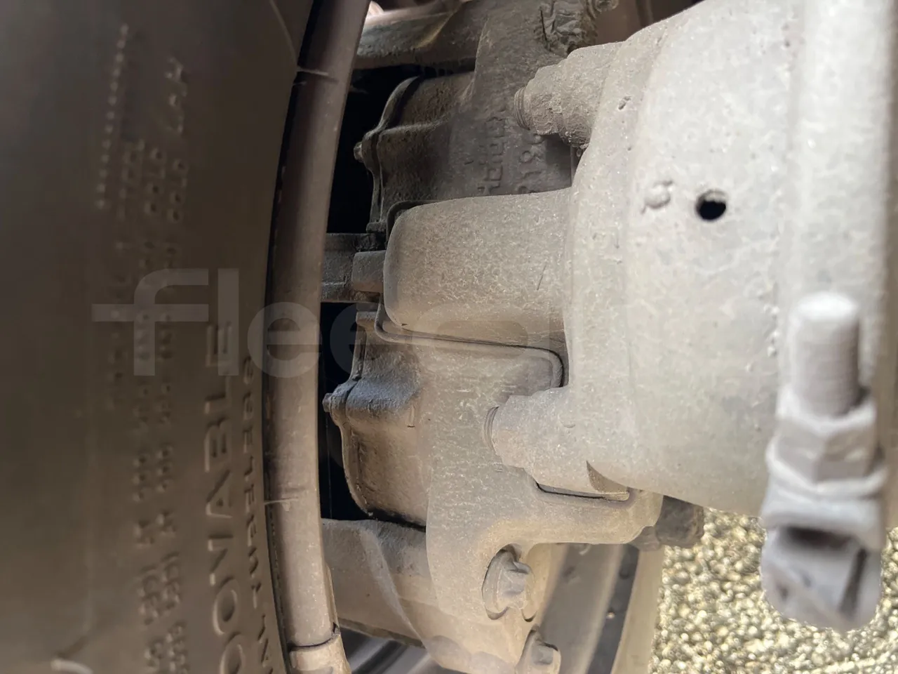 King Long XMQ6900 XMQ6900-3 - Euro5 - 178kW - 8.995mt - front brake calipers right