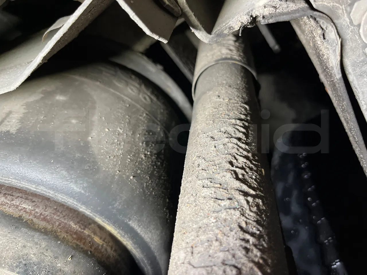 Irisbus Citelis PS09D1 PS09D1-98  - Euro5 - 213kW - 11.990mt - axle 2 shock absorbers 1 left