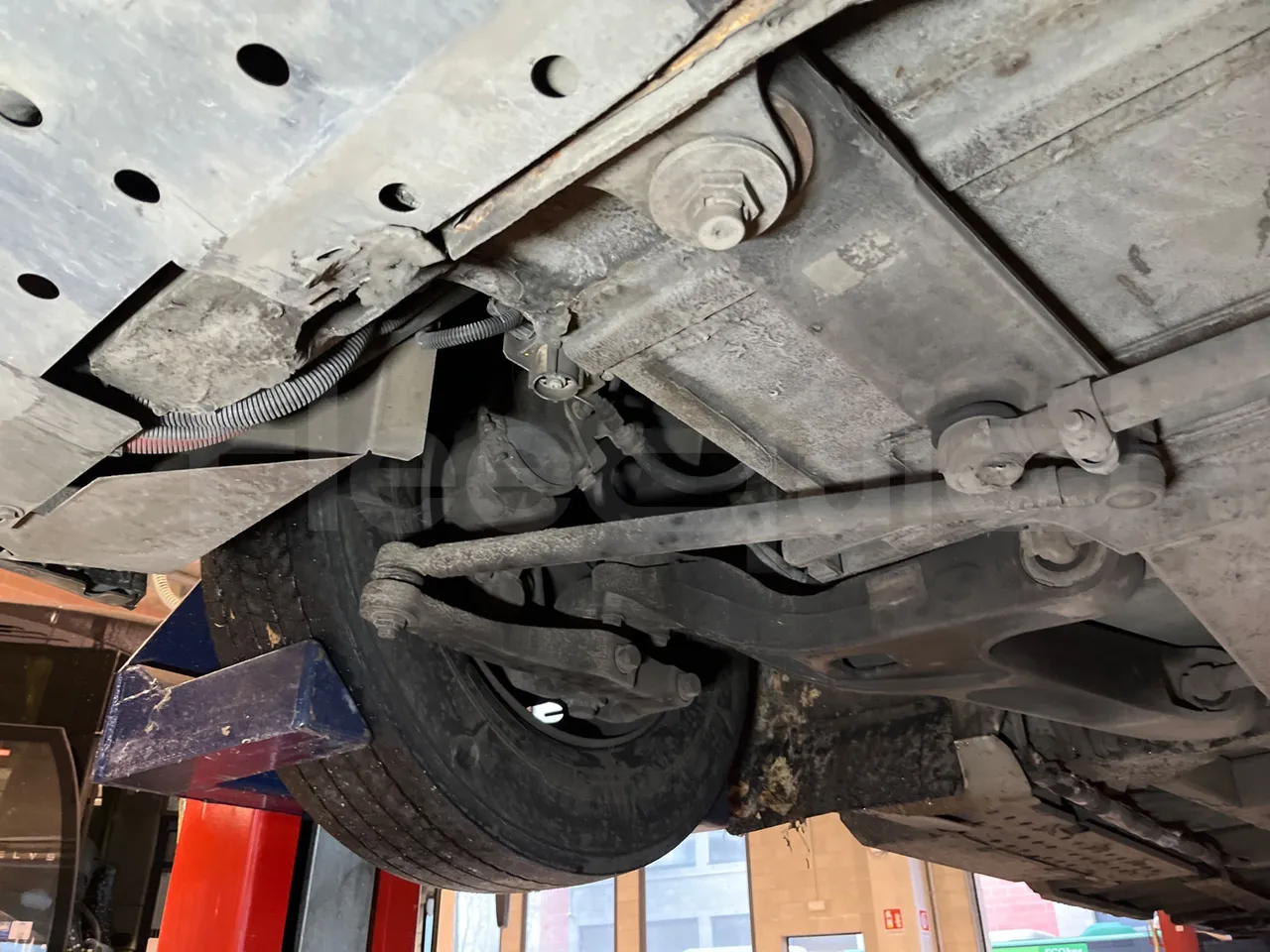 Irisbus Citelis PS09D1 PS09D1-98  - Euro5 - 213kW - 11.990mt - front axle right side