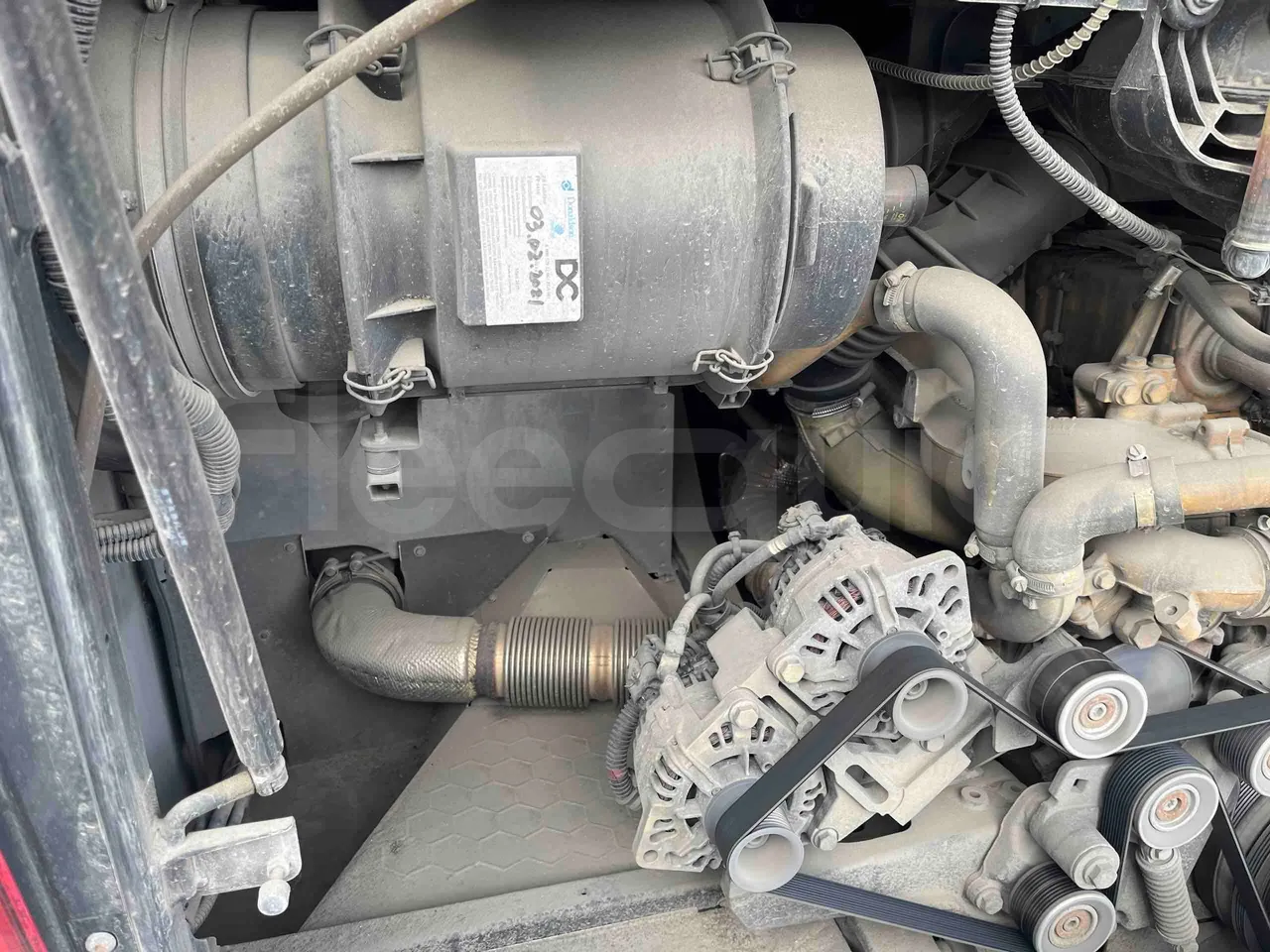 Mercedes-Benz Citaro O 530 LE - Euro 6 - 220 kW - 12.170 mt - air conditioning compressor