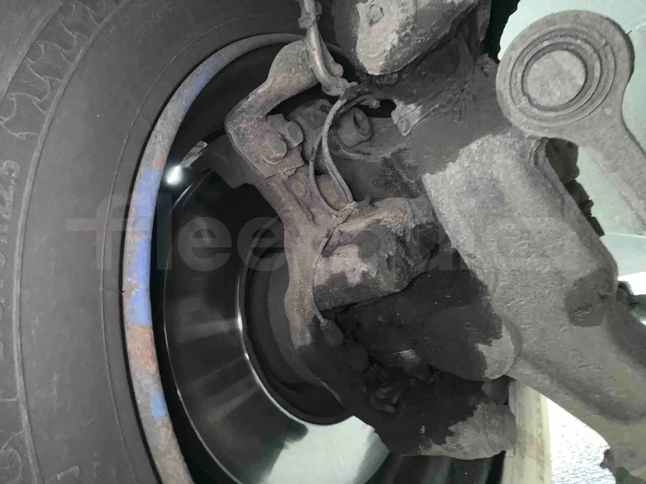 Mercedes-Benz Citaro O 530 LE - Euro 6 - 220 kW - 12.170 mt - front discs left