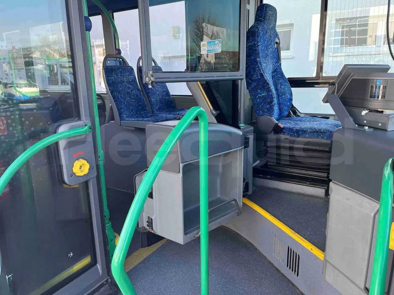Mercedes-Benz Citaro O 530 LE - Euro 6 - 220 kW - 12.170 mt - hostess seat photo