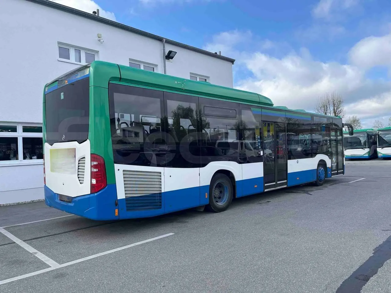 Mercedes-Benz Citaro O 530 LE - Euro 6 - 220 kW - 12.170 mt - right side doors closed