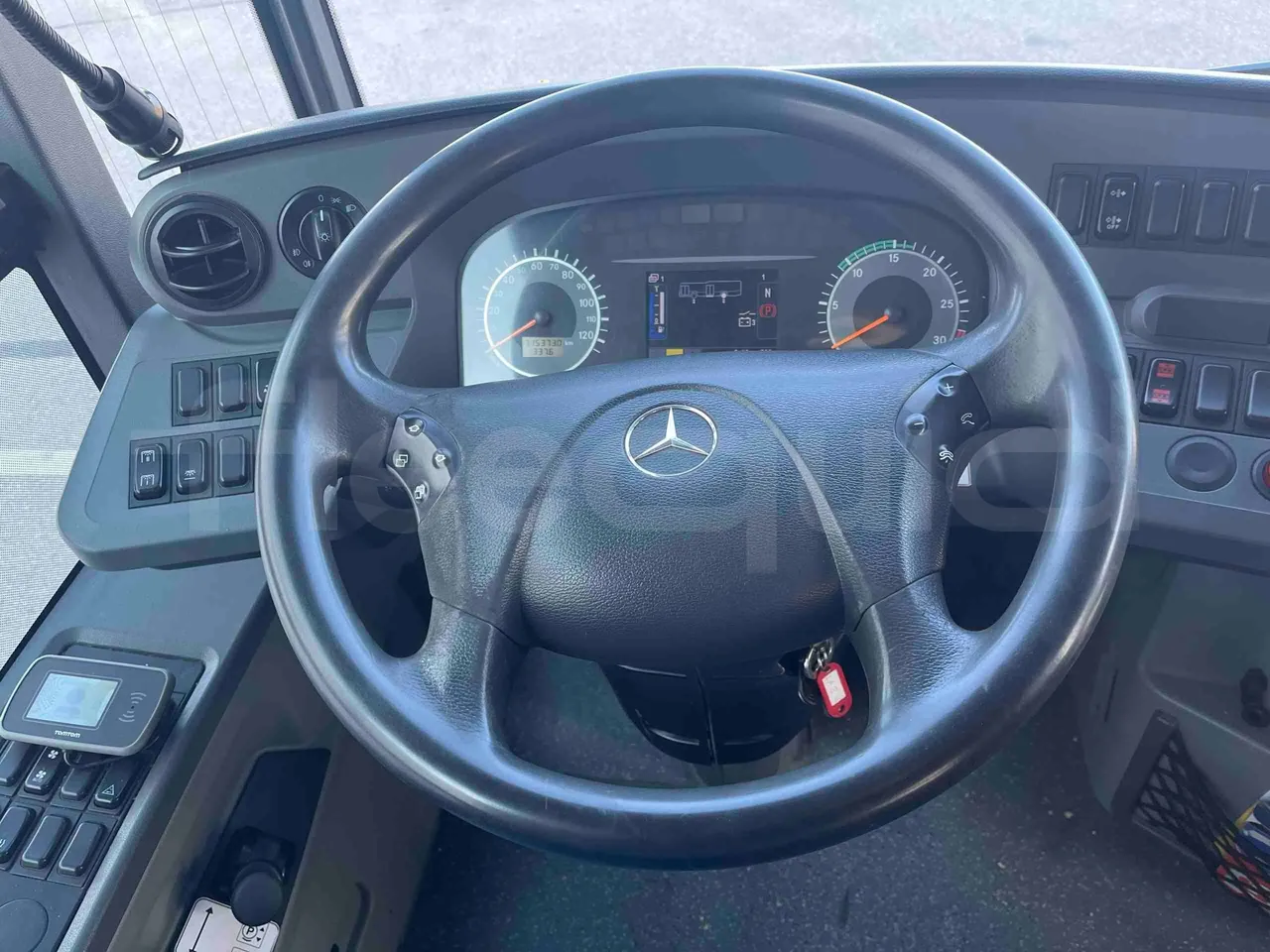 Mercedes-Benz Citaro O 530 LE - Euro 6 - 220 kW - 12.170 mt - steering wheel photo