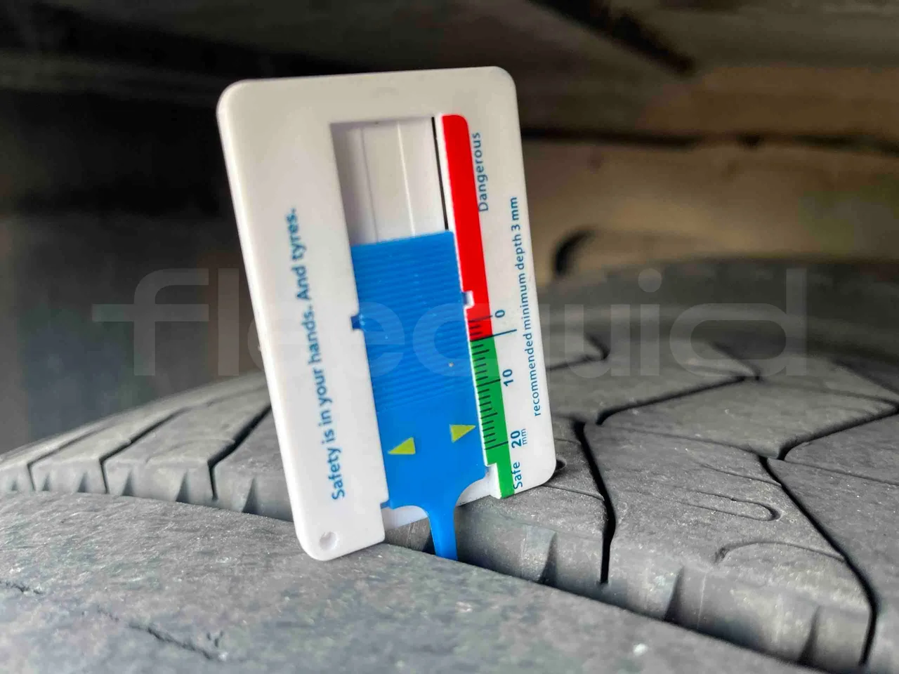 Mercedes-Benz Citaro O 530 LE - Euro 6 - 220 kW - 12.170 mt - front left tire measurements