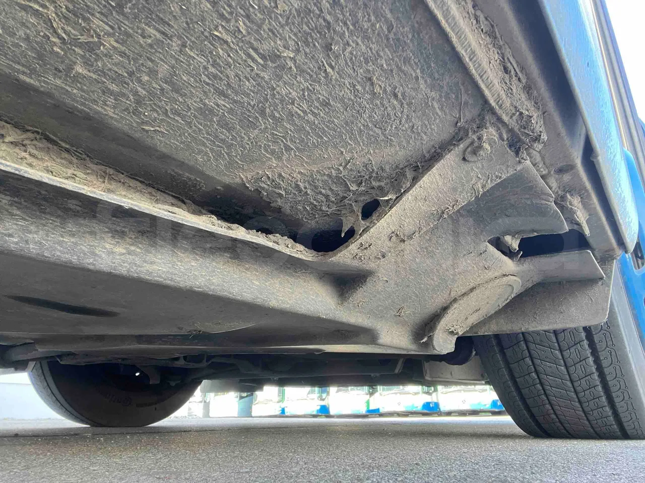 Mercedes-Benz Citaro O 530 LE - Euro 6 - 220 kW - 12.170 mt - front axle right side