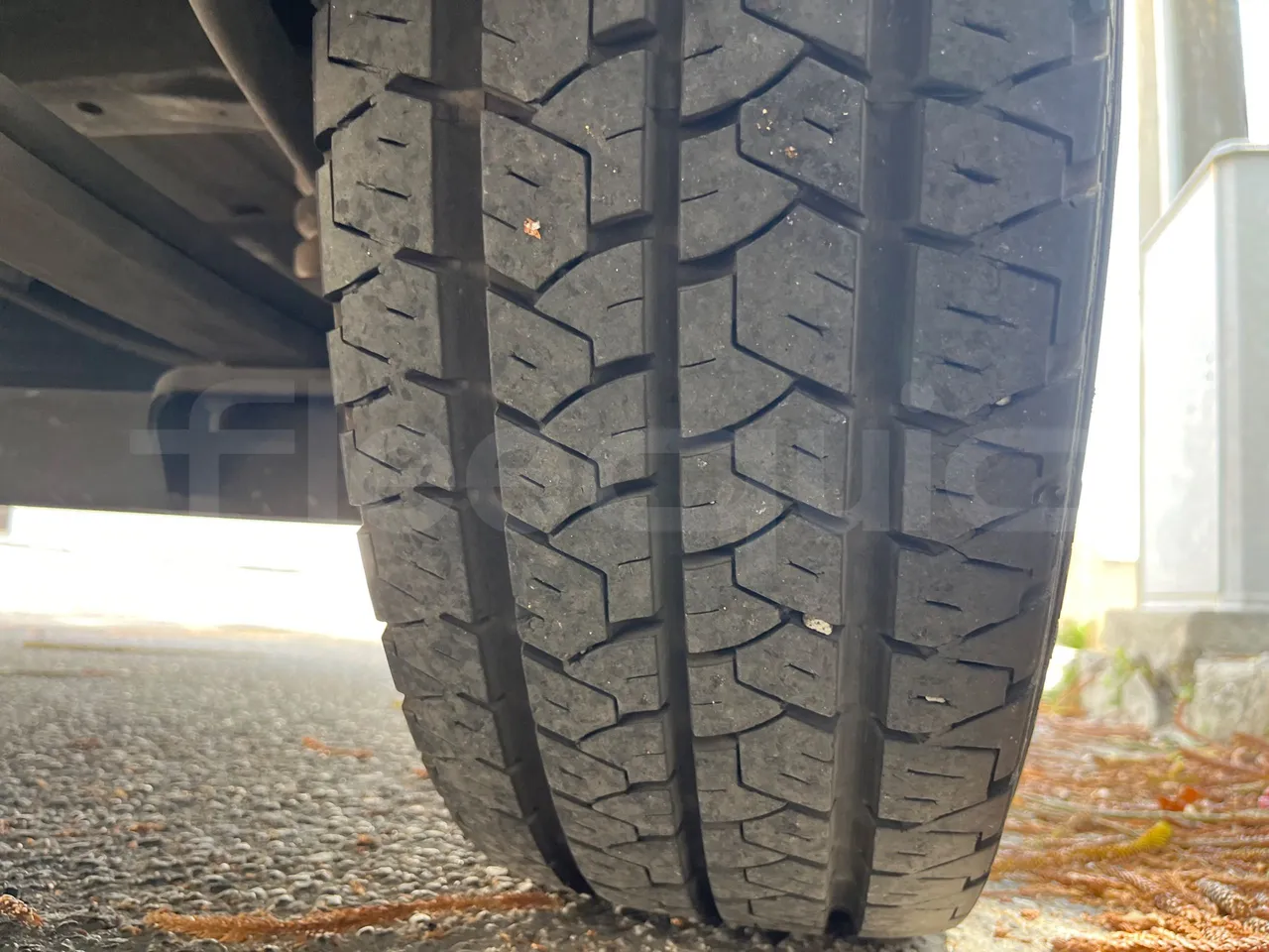 Fiat Ducato - tread condition front tires right