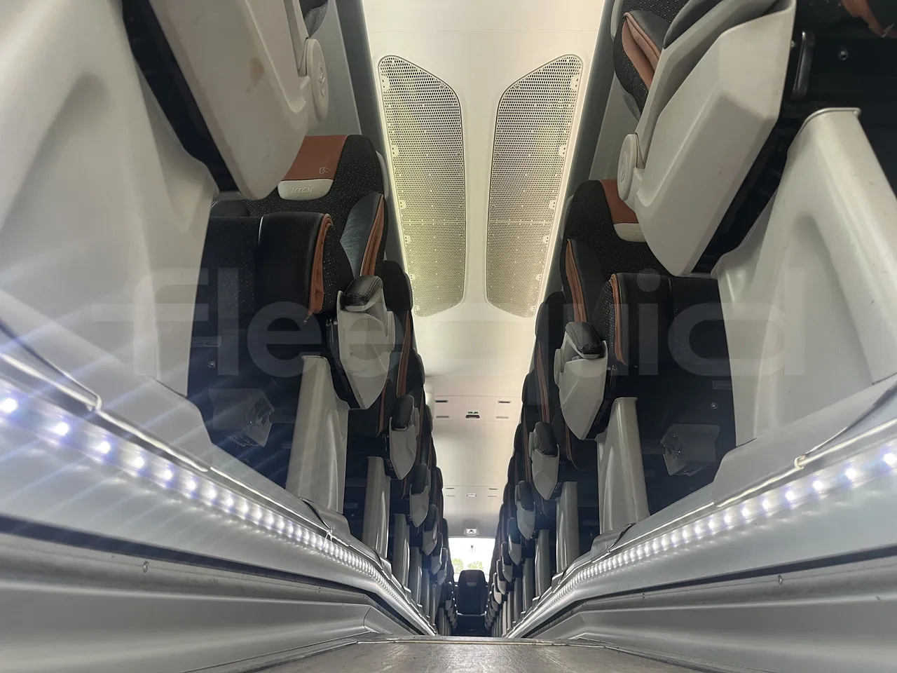 Irizar i6s - Seats Bracket