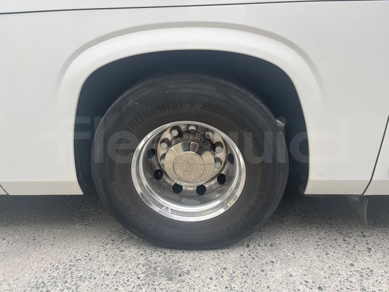 Irizar i6s - Second Axle Left Side: Tyre Size
