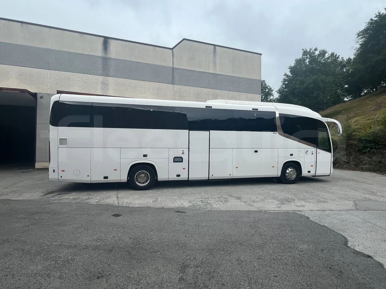Irizar i6s - Right Side