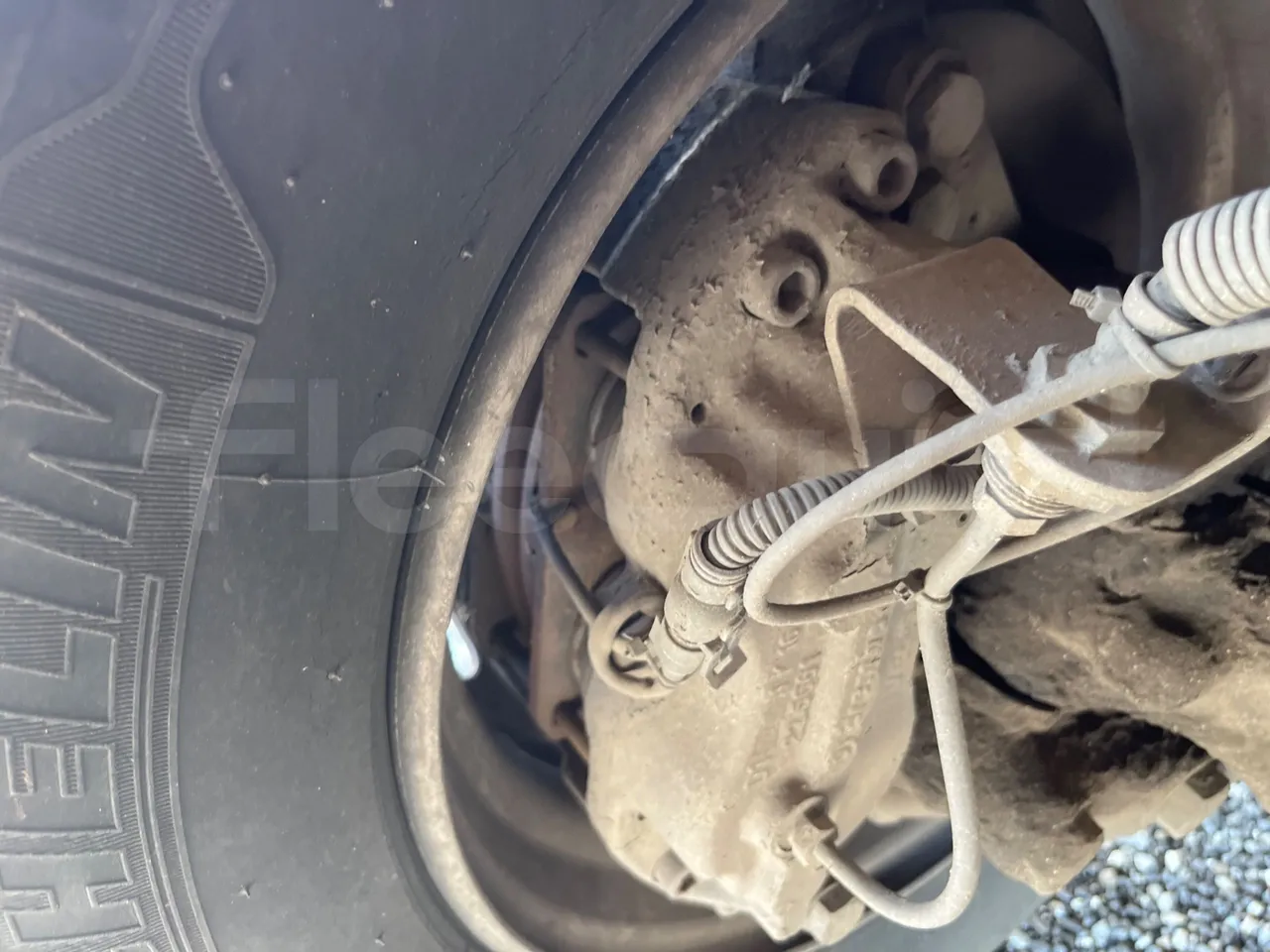 Iveco Cacciamali C5032 -EUR3 -154kW -9.3m - front brake calipers right
