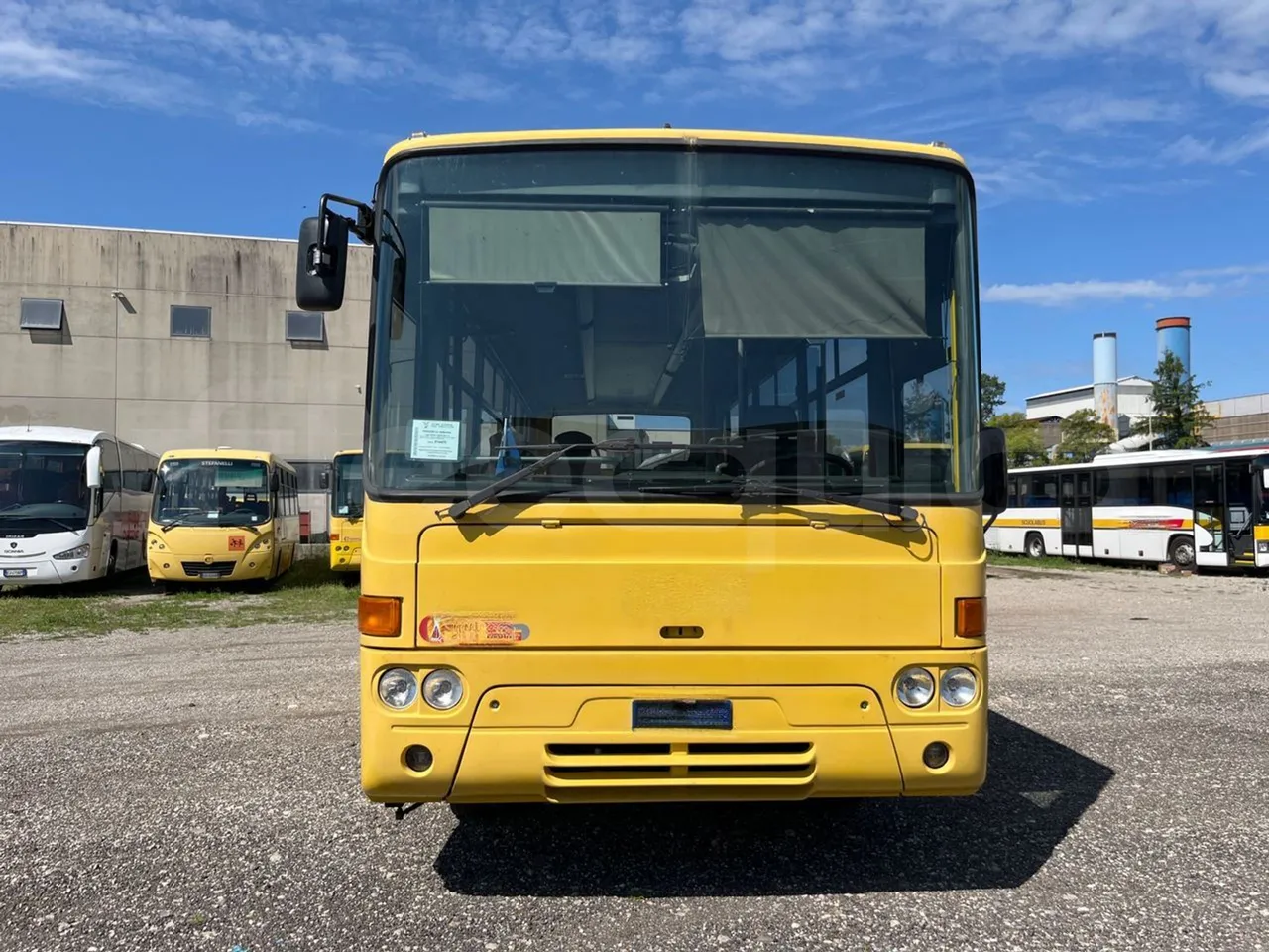 Iveco Cacciamali C5032 -EUR3 -154kW -9.3m - front photo