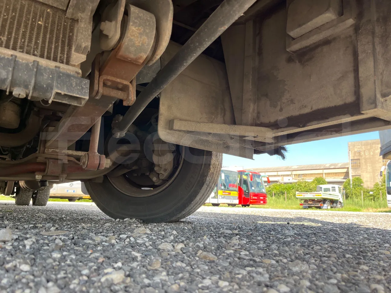 Iveco Cacciamali C5032 -EUR3 -154kW -9.3m - front axle left side
