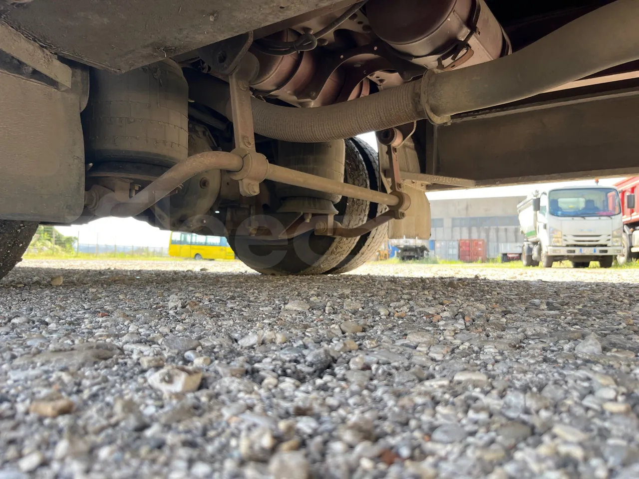 Iveco Cacciamali C5032 -EUR3 -154kW -9.3m - axle 3 right side