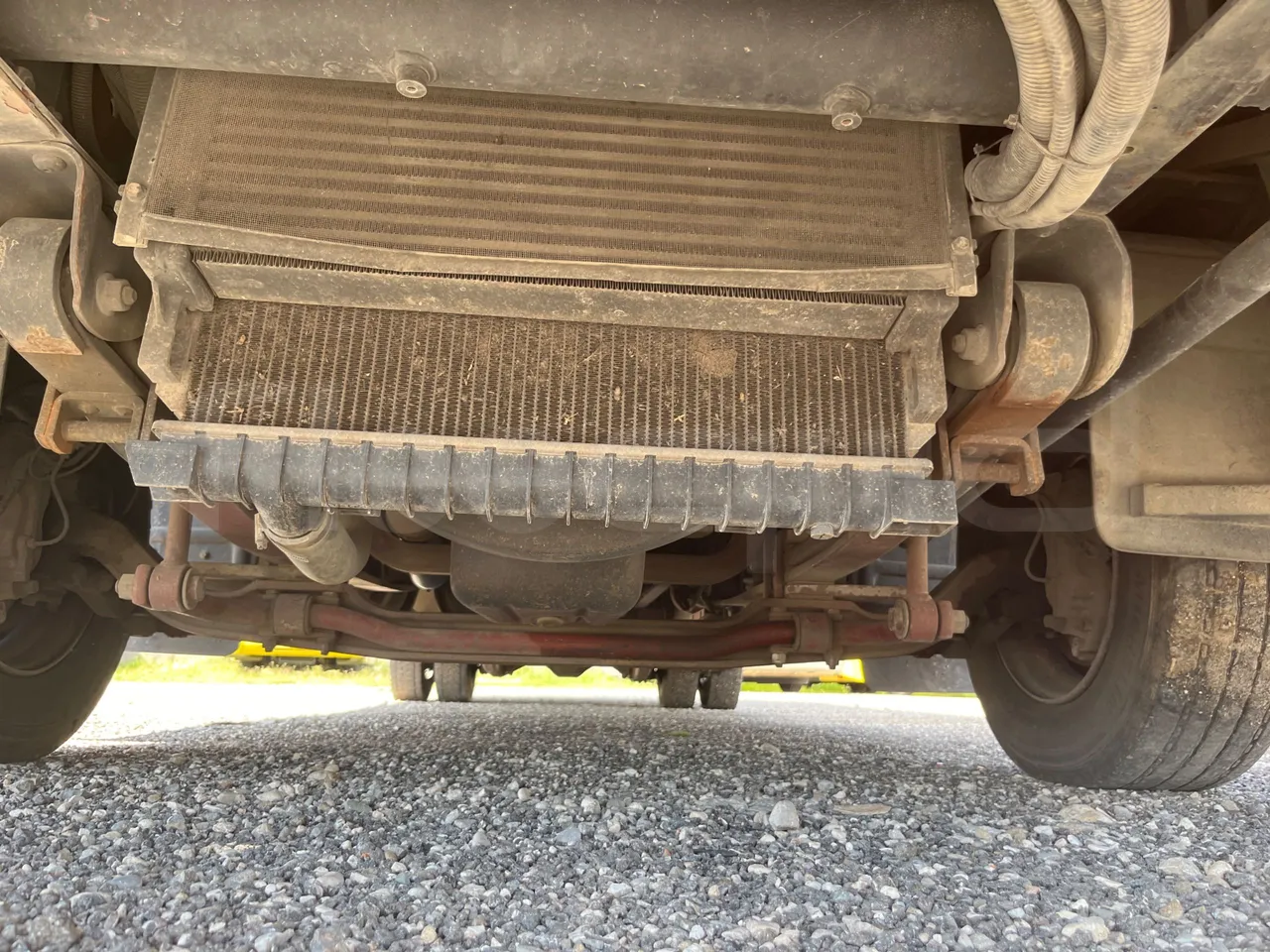 Iveco Cacciamali C5032 -EUR3 -154kW -9.3m - front undercarriage from front