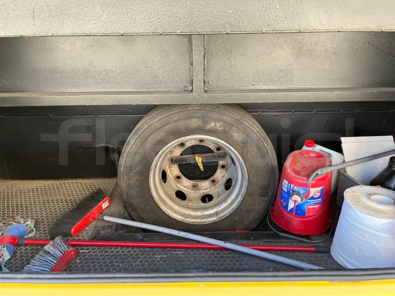 Iveco Cacciamali C5032 -EUR3 -154kW -9.3m - spare wheel