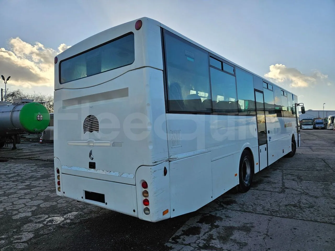 Man SCOLER 3 - EURO5 - 213kW - 12,72m - 3/4 right rear doors closed