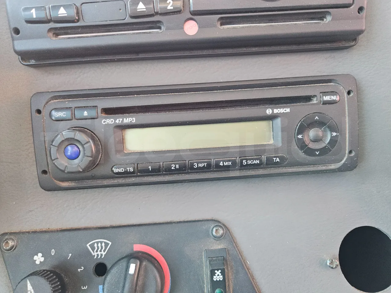 Man SCOLER 3 - EURO5 - 213kW - 12,72m - radio accessories photo