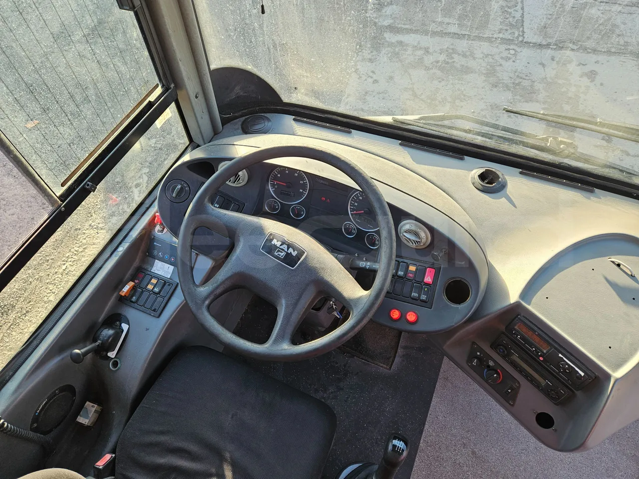 Man SCOLER 3 - EURO5 - 213kW - 12,72m - buttons panels on