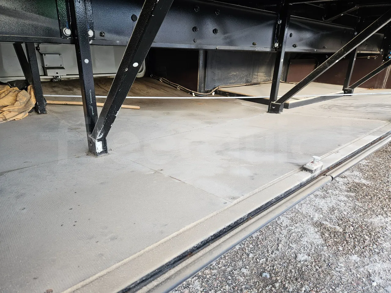 Man SCOLER 3 - EURO5 - 213kW - 12,72m - under carpet photo