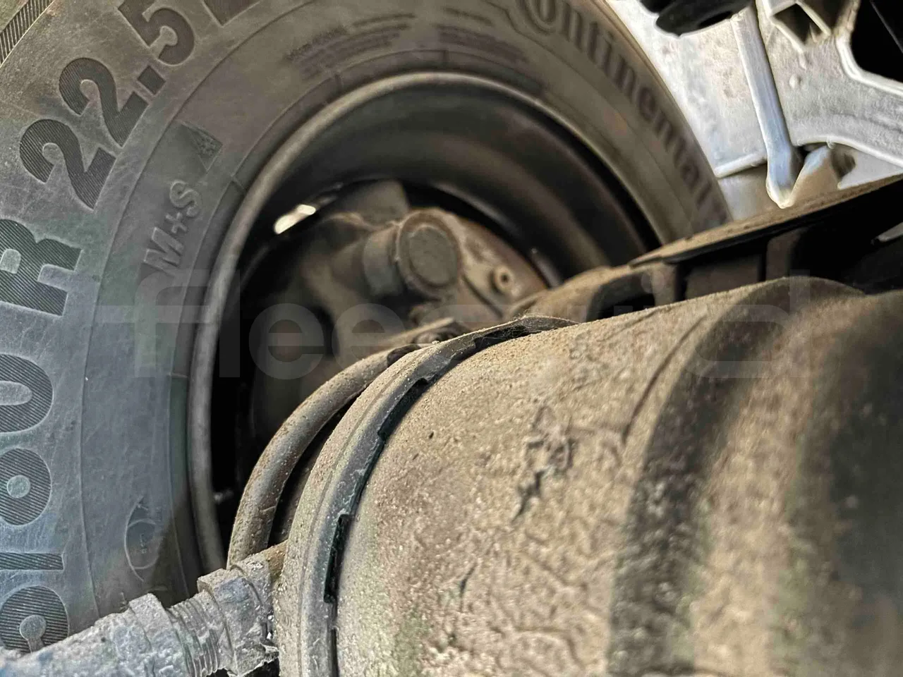 Setra S516 - Second Axle Caliper Brakes Left Side