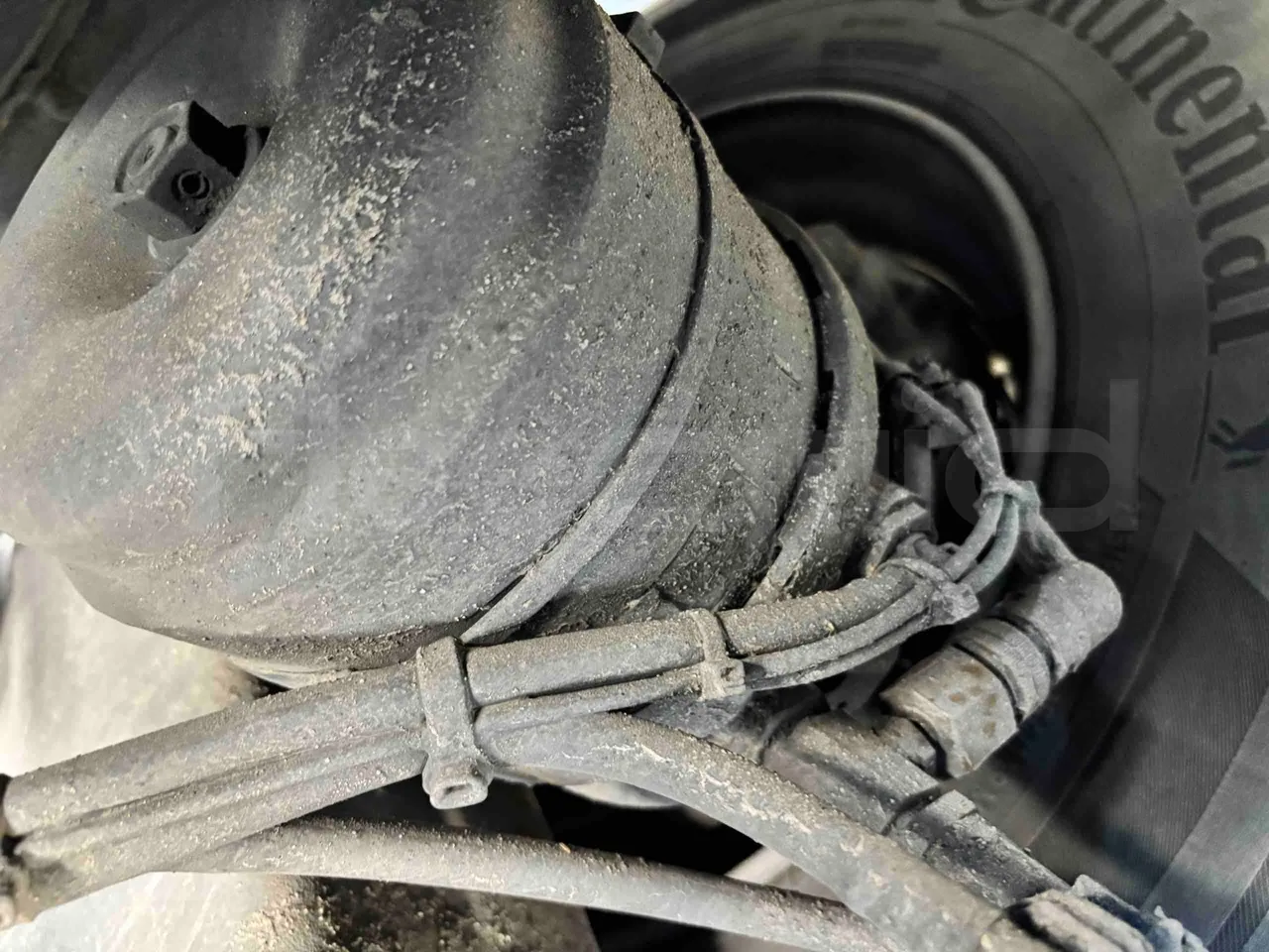 Setra S516 - Second Axle Caliper Brakes Right Side
