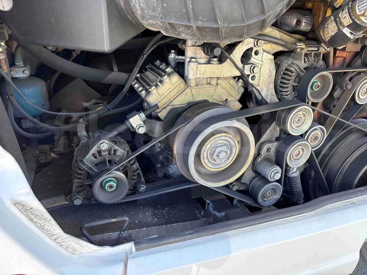 Setra S516 - Air Conditioning Compressor