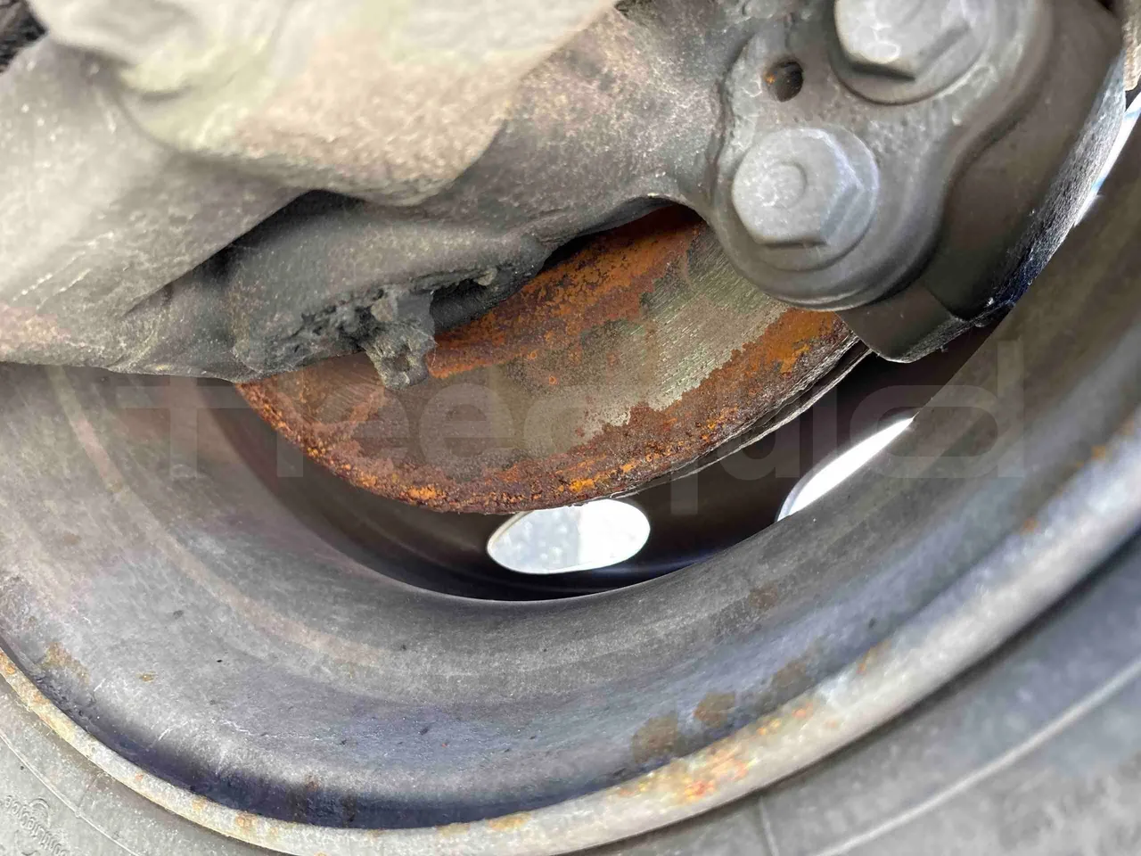 Setra S516 - First Axle Discs Left Side