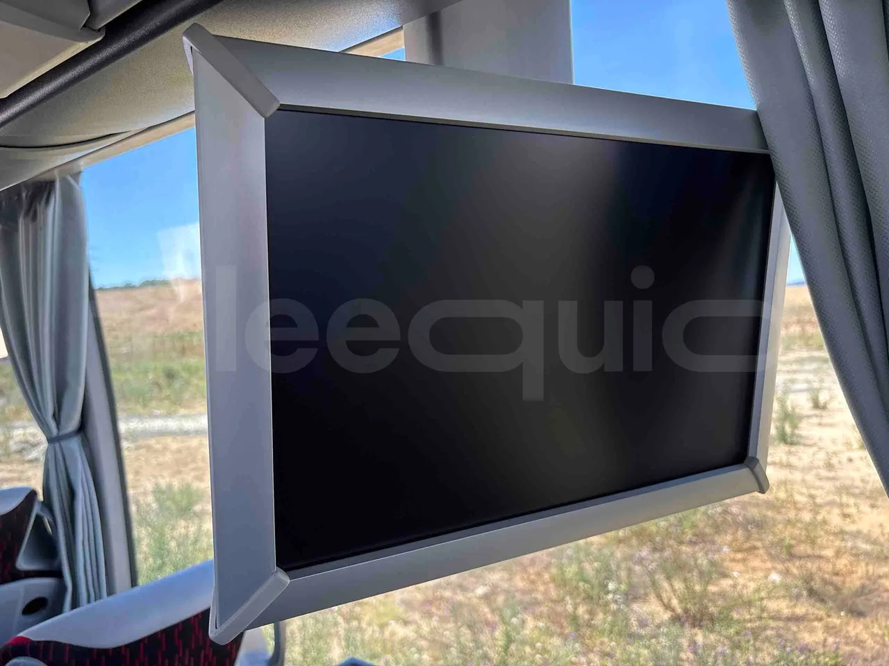 Setra S516 - Monitor