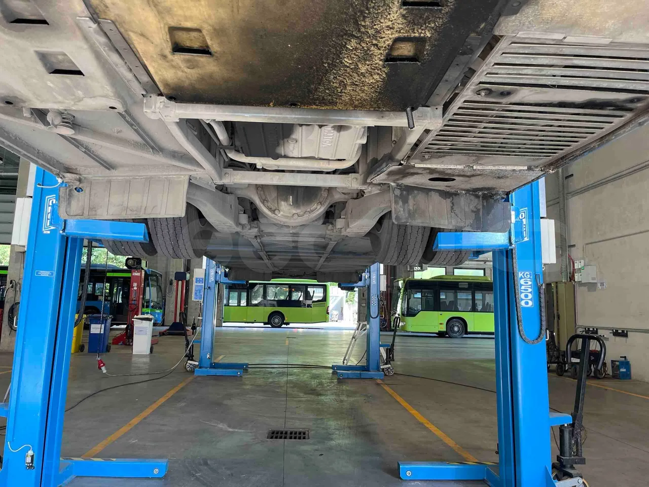 Iveco Crossway - Rear Undercarriage