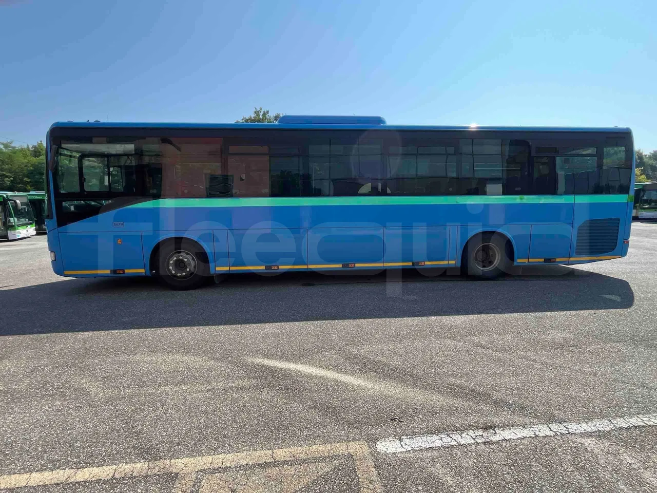 Iveco Crossway - Left Side