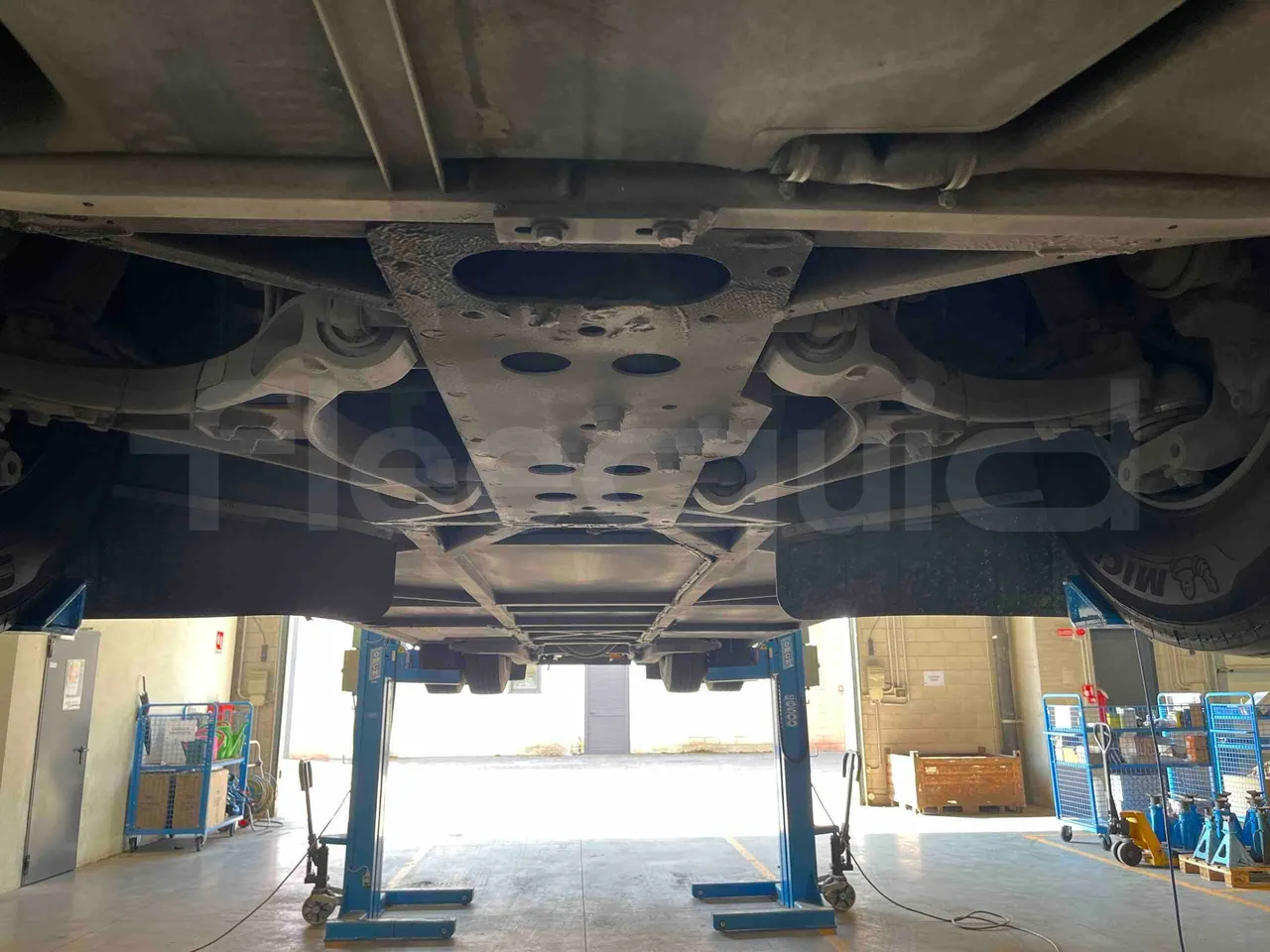 Iveco Crossway - First Axle Central