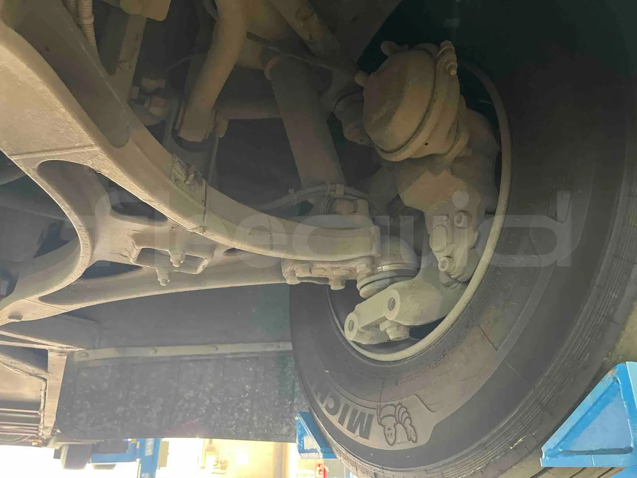 Iveco Crossway - First Axle Left Side
