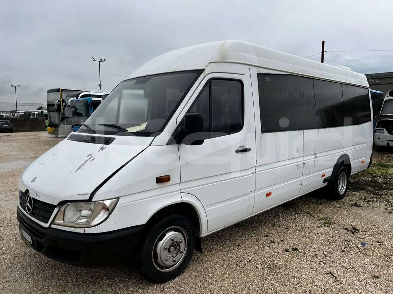 Mercedes-Benz Sprinter AGMB 416CDI/ Euro 3 - 115kW - 6.995 Mt - 3/4 front left