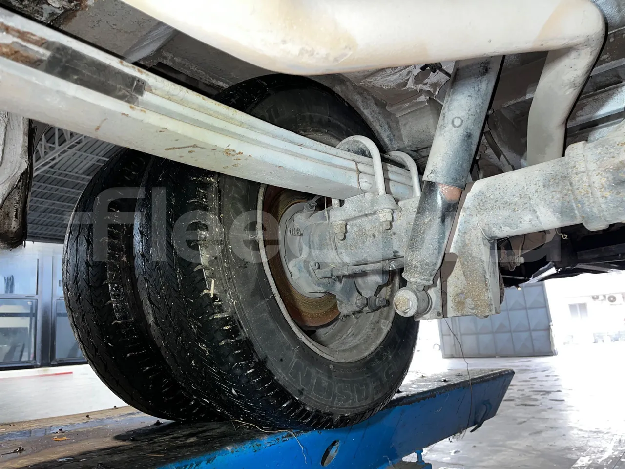 Mercedes-Benz Sprinter AGMB 416CDI/ Euro 3 - 115kW - 6.995 Mt - axle 2 caliper brakes left