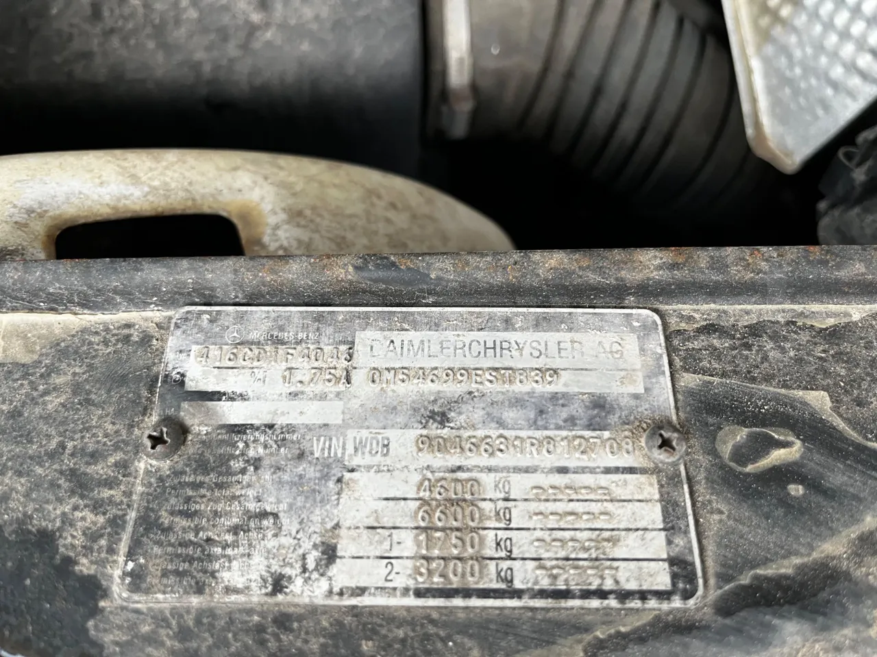 Mercedes-Benz Sprinter AGMB 416CDI/ Euro 3 - 115kW - 6.995 Mt - gearbox plate photo