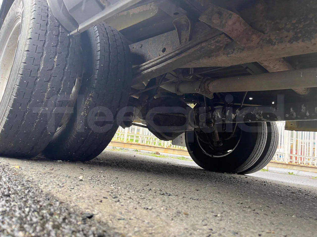 Iveco A50 A50-E4-21-B/ Euro 4 - 130 Kw - 6,948 Mt - axle 2 discs right