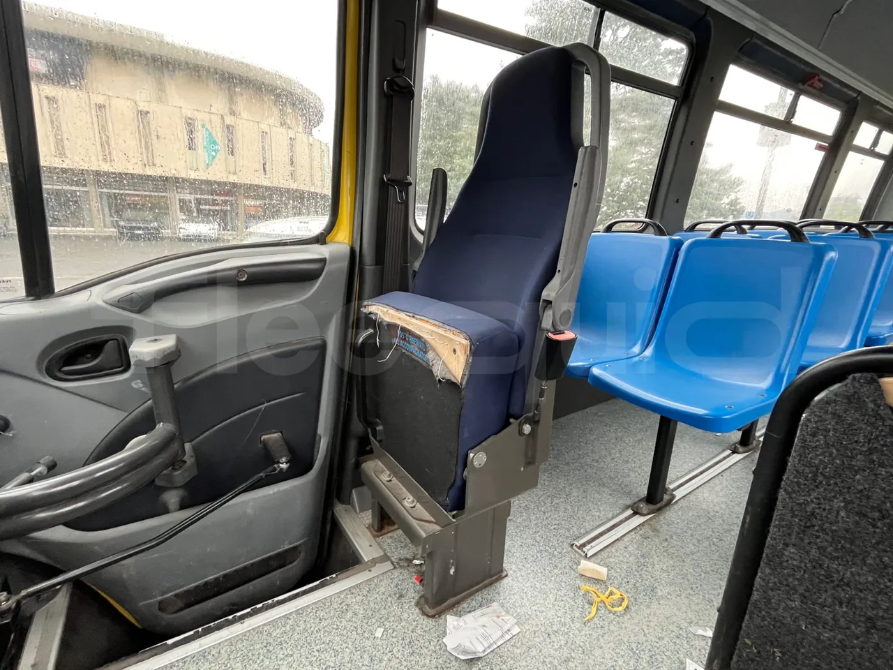 Iveco A50 A50-E4-21-B/ Euro 4 - 130 Kw - 6,948 Mt - hostess seat photo