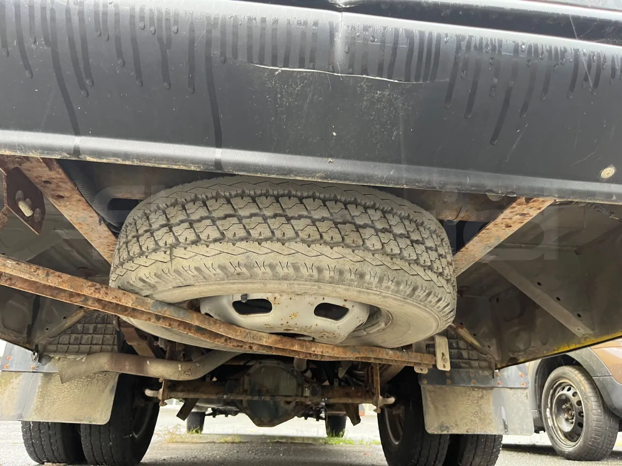 Iveco A50 A50-E4-21-B/ Euro 4 - 130 Kw - 6,948 Mt - spare wheel