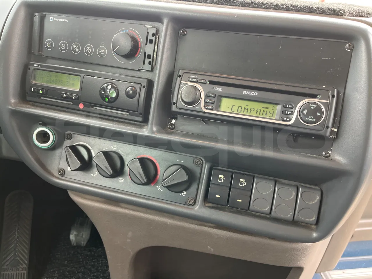 Iveco Crossway SFR160 - Euro5 - 243kW - 12.760mt - radio accessories photo
