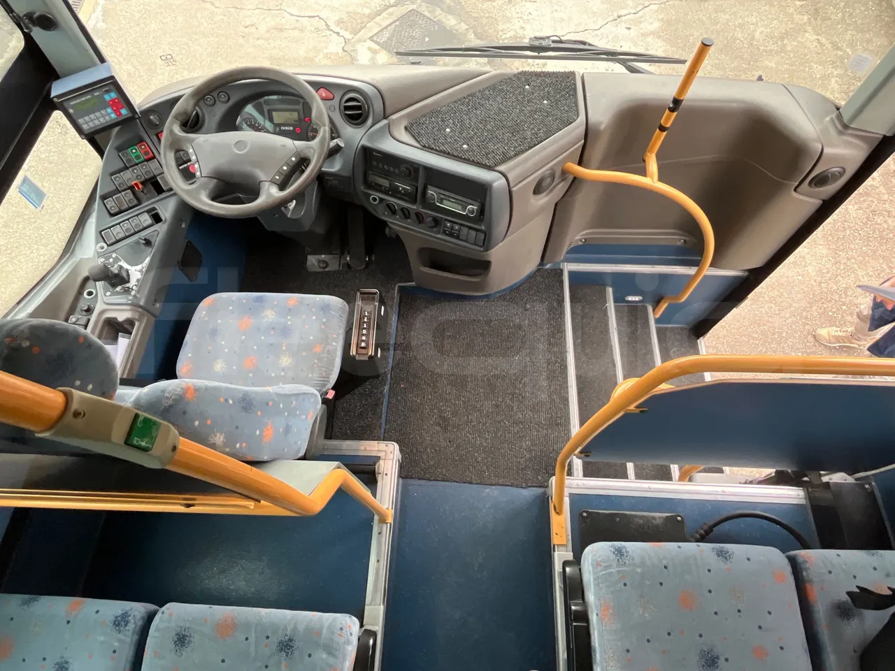 Iveco Crossway SFR160 - Euro5 - 243kW - 12.760mt - buttons panels on