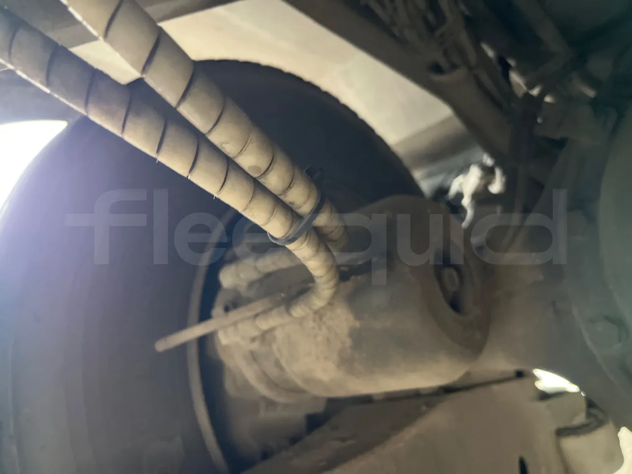 Iveco Crossway SFR160 - Euro5 - 243kW - 12.760mt - axle 2 caliper brakes right
